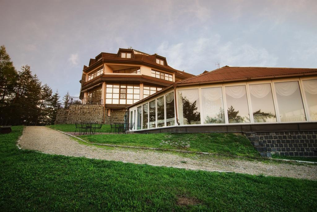 Bellevue Hotel And Resort Bardejov Exterior foto